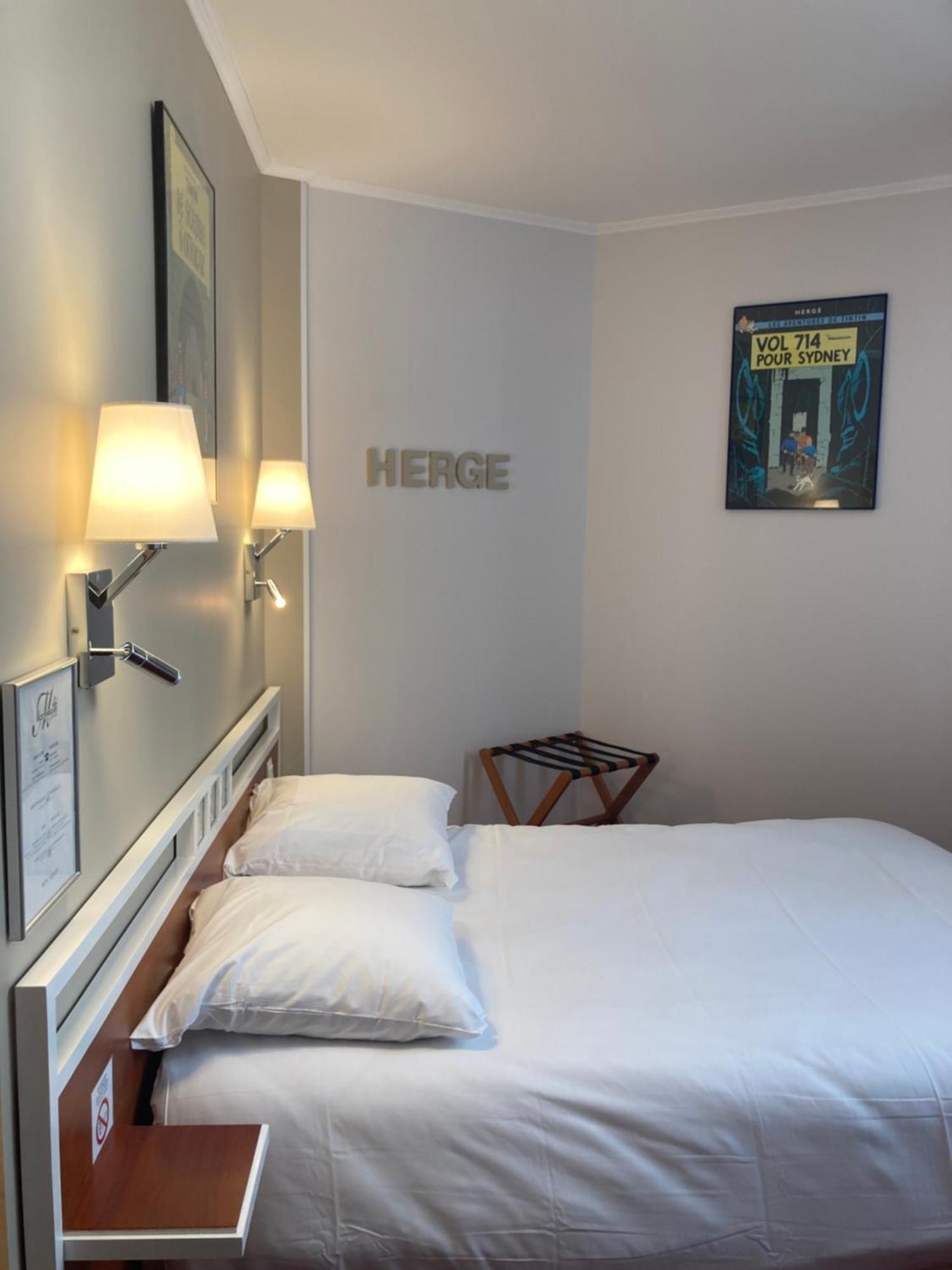 Logis Hotel Restaurant Le Monarque Blois Esterno foto